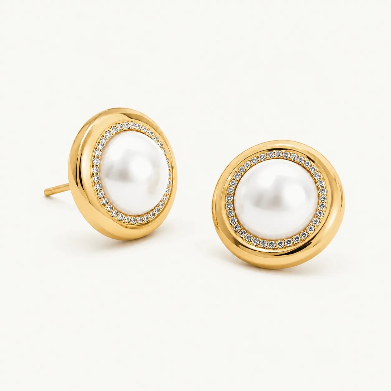 Montecito Estate Pearl Earrings
